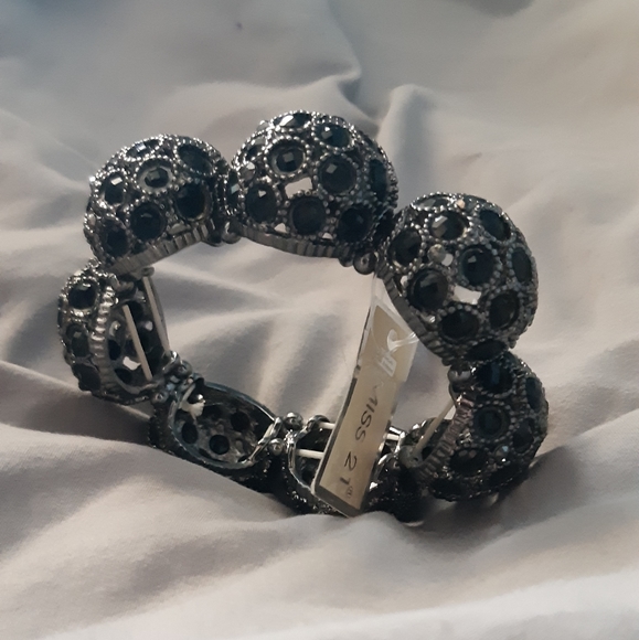 NWT Silver & Black Chunky Oversized Bracelet - OS - Picture 3 of 5